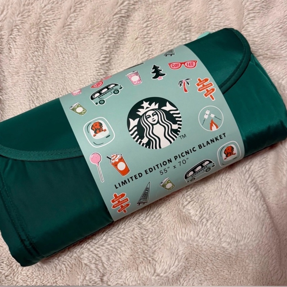 Starbucks Limited Edition Hit the Road Picnic Blanket